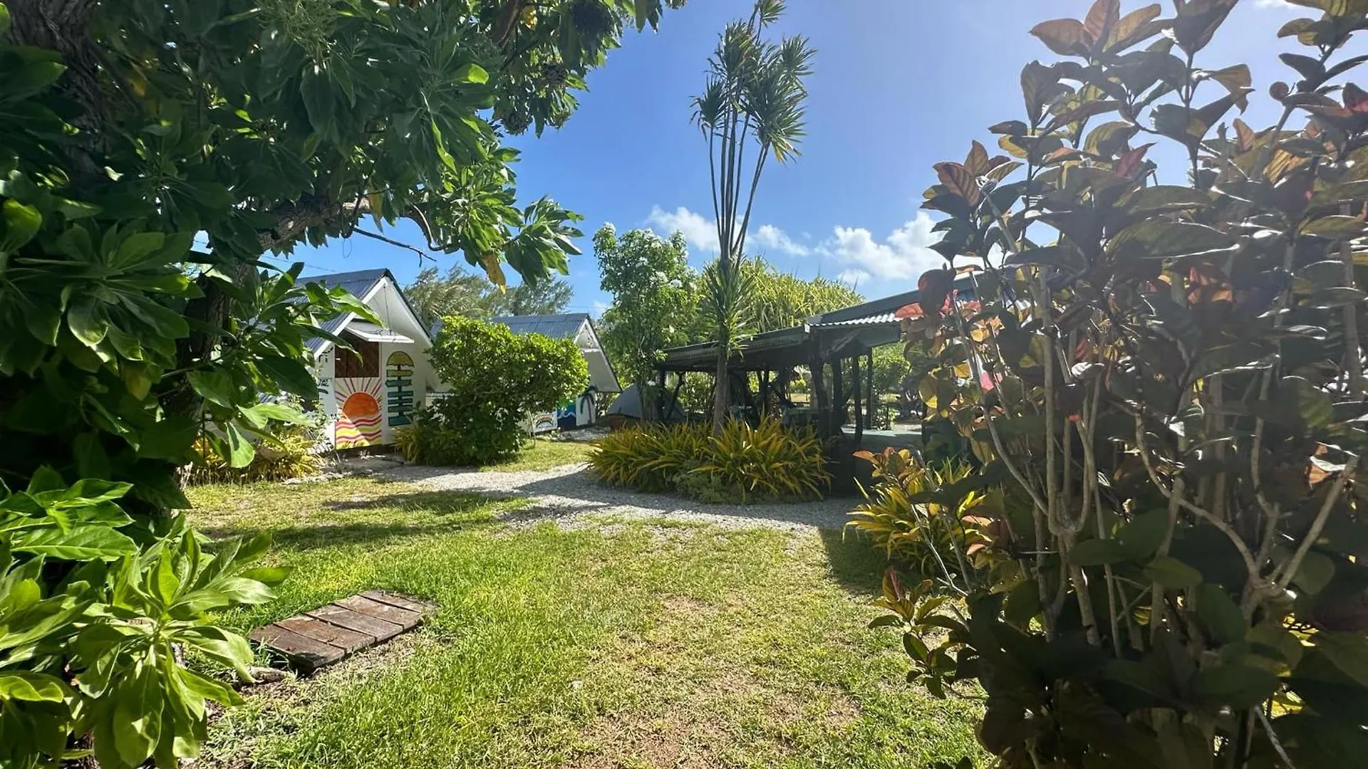 Alaroots Fakarava Hostel 0*,  French Polynesia